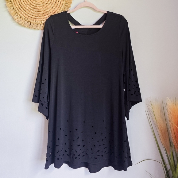 IC COLLECTION Connie K New Black Laser Cut Twist Pocket Jersey Top SZ Medium - Picture 10 of 10